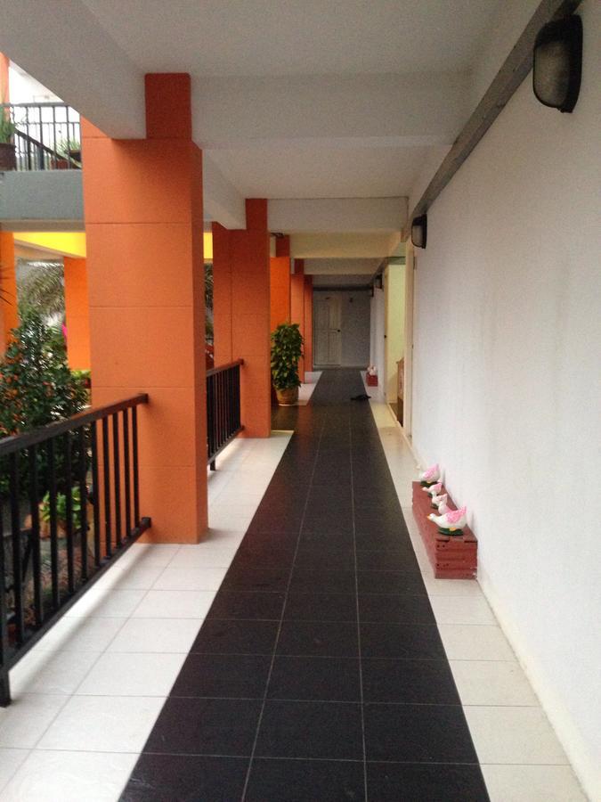 Baan Khun Yai Hotell Nakhonratchasima Exteriör bild